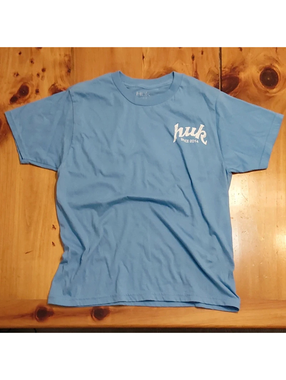 Huk Youth YM Short Sleeve Graphic Fish Logo T-Shirt Blue Crew Neck Fishin